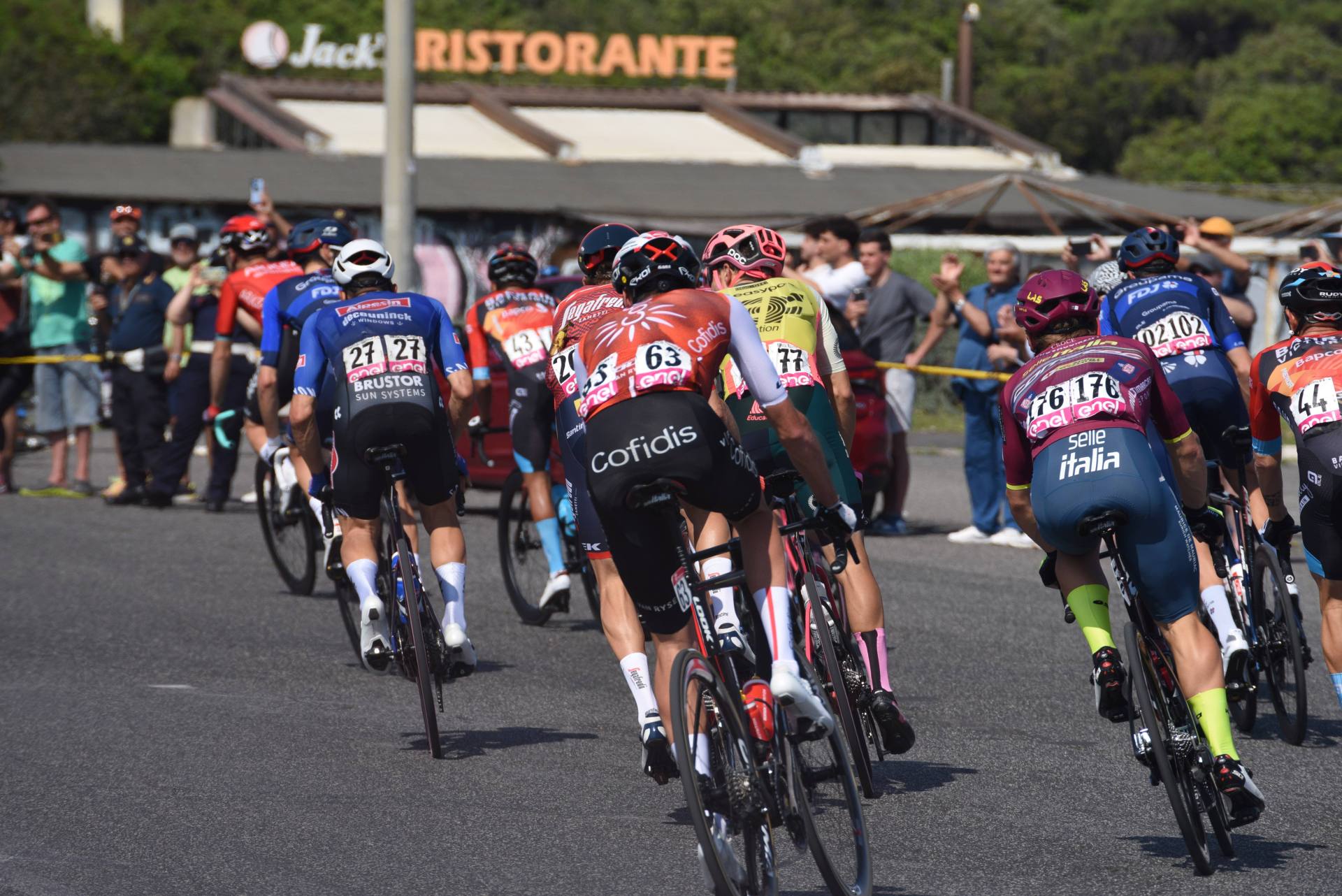 Il giro d''Italia fa tappa a Ostia